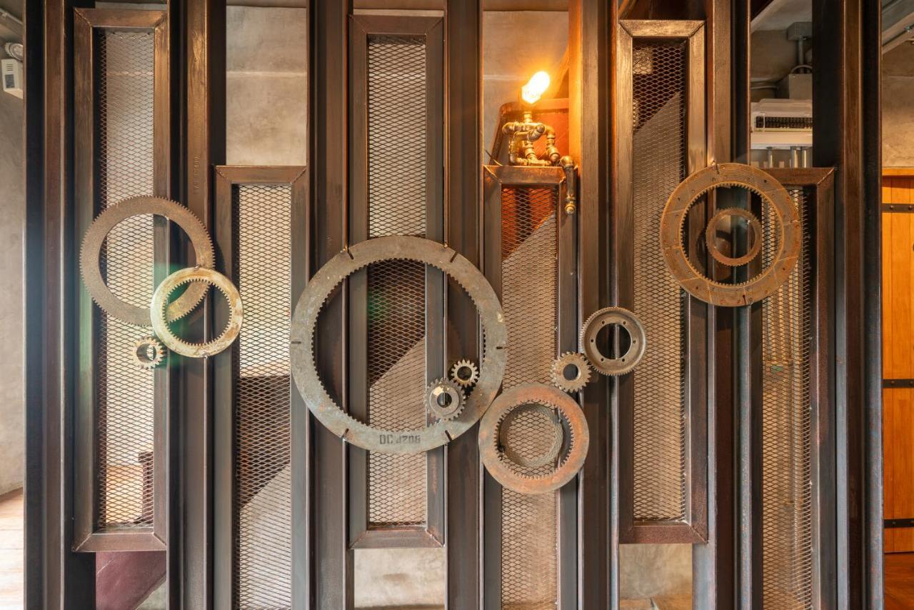 House Of Machine Boutique Hotel Bangkok Exterior photo